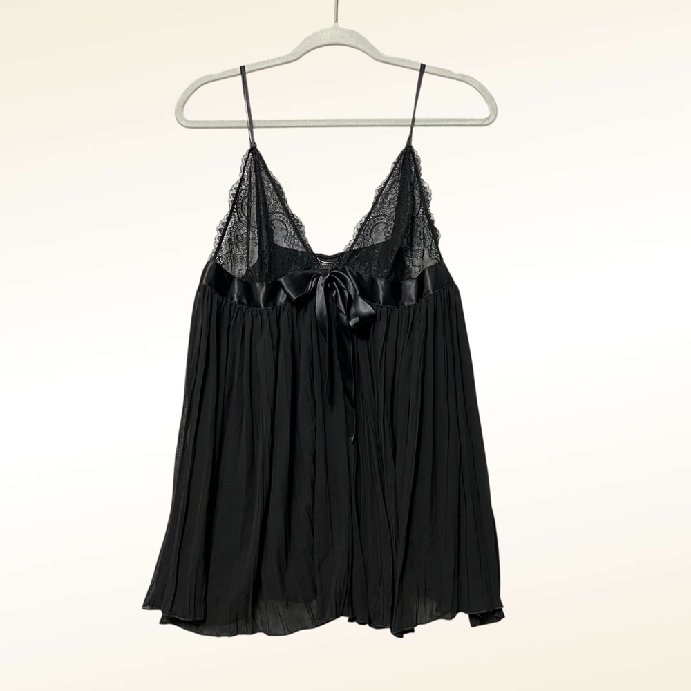 Victoria's Secret Black Lace Chemise Bow Front